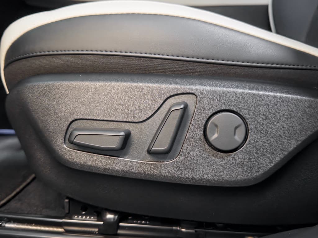 2024 Kia EV6 view 6