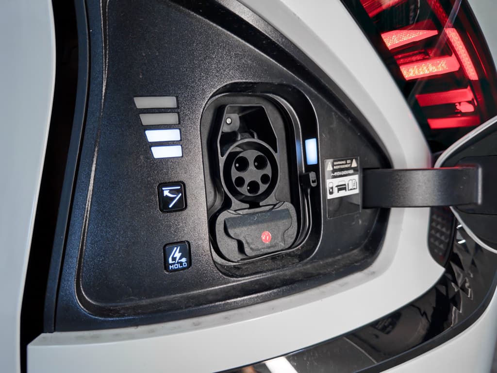 2024 Kia EV6 view 5