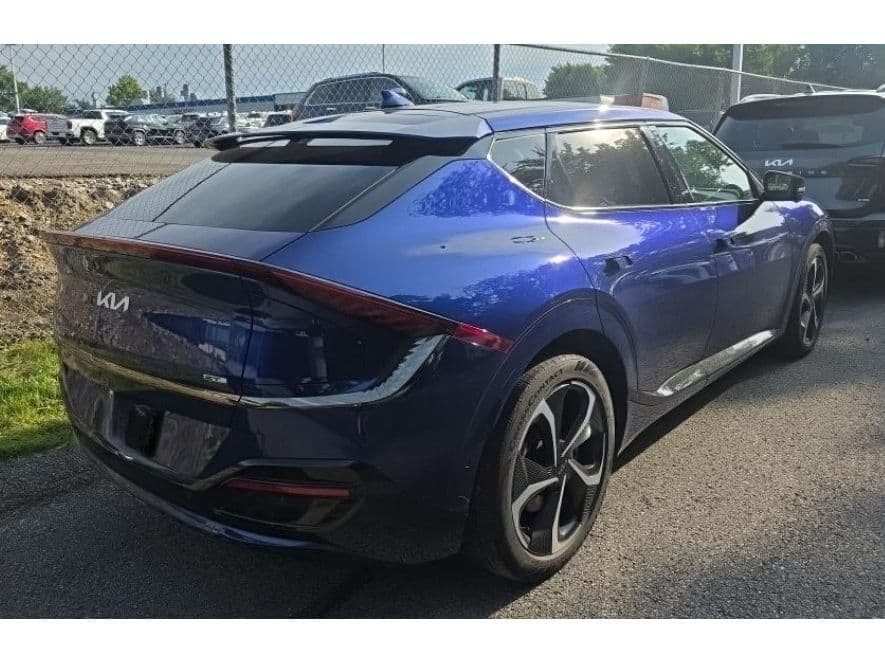 2024 Kia EV6 view 3