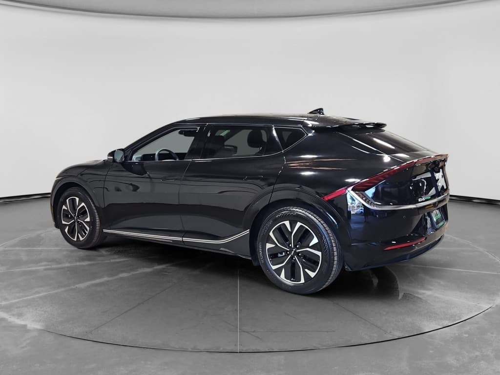 2024 Kia EV6 view 2