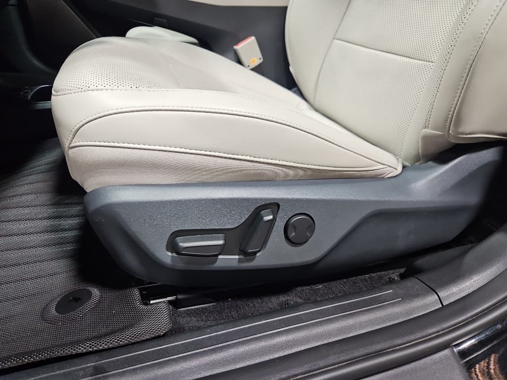 2024 Kia EV6 view 6