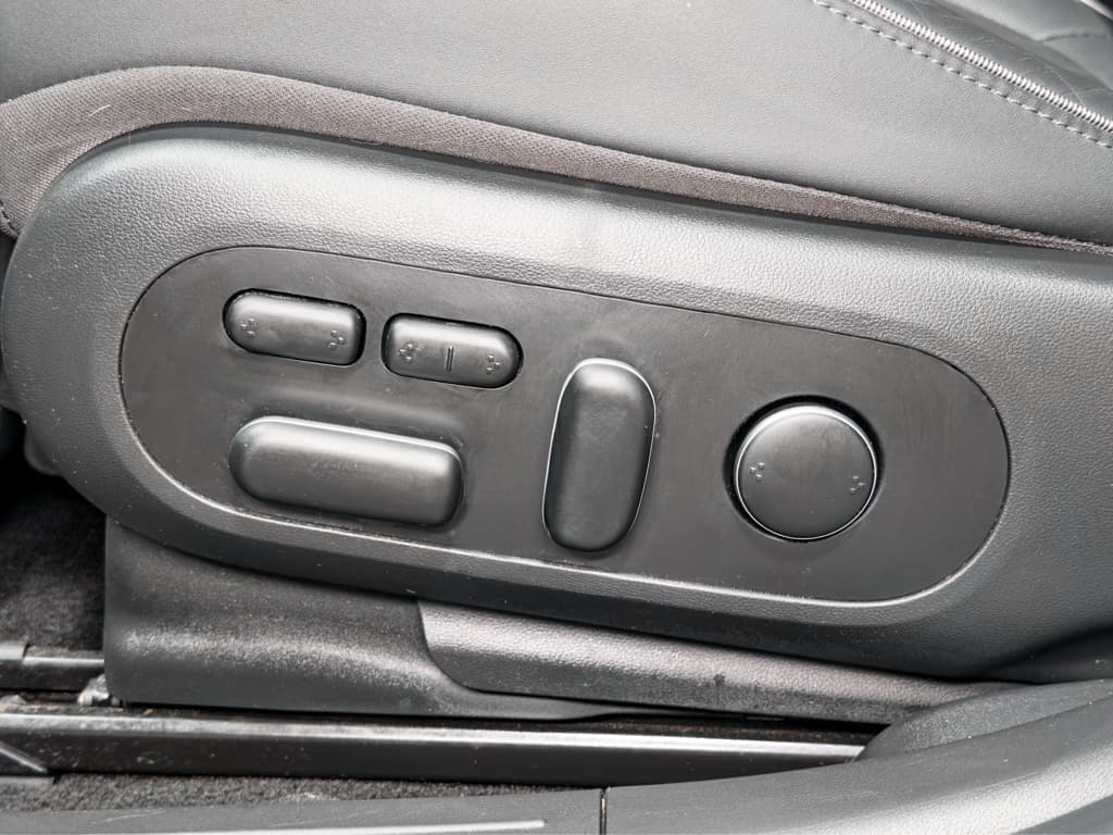 2023 Hyundai IONIQ 5 view 7