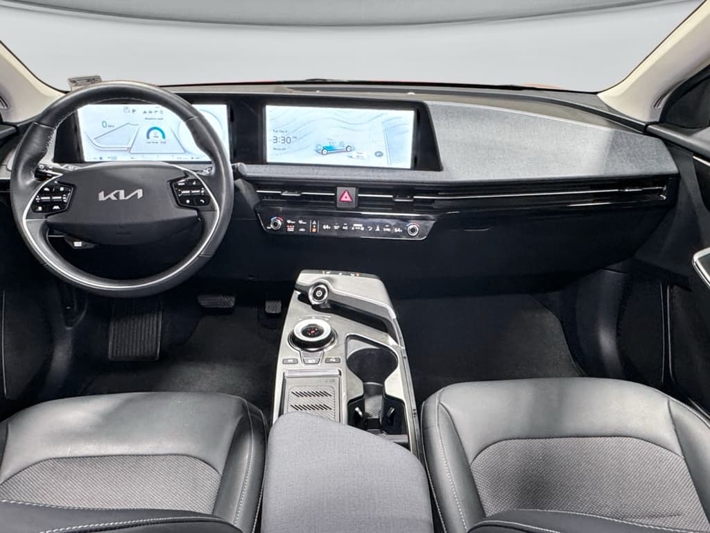 2024 Kia EV6 view 18