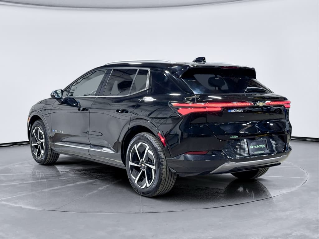 2025 Chevrolet Equinox EV view 2