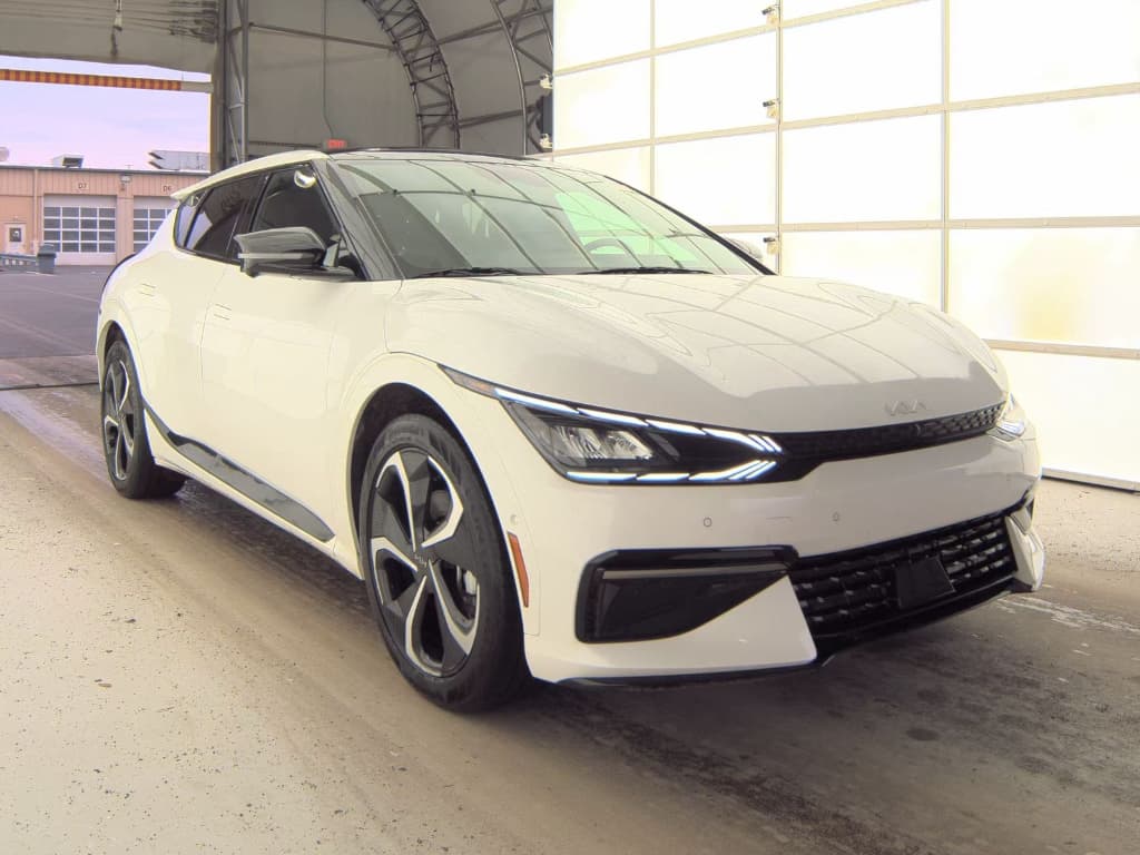 2024 Kia EV6 view 2