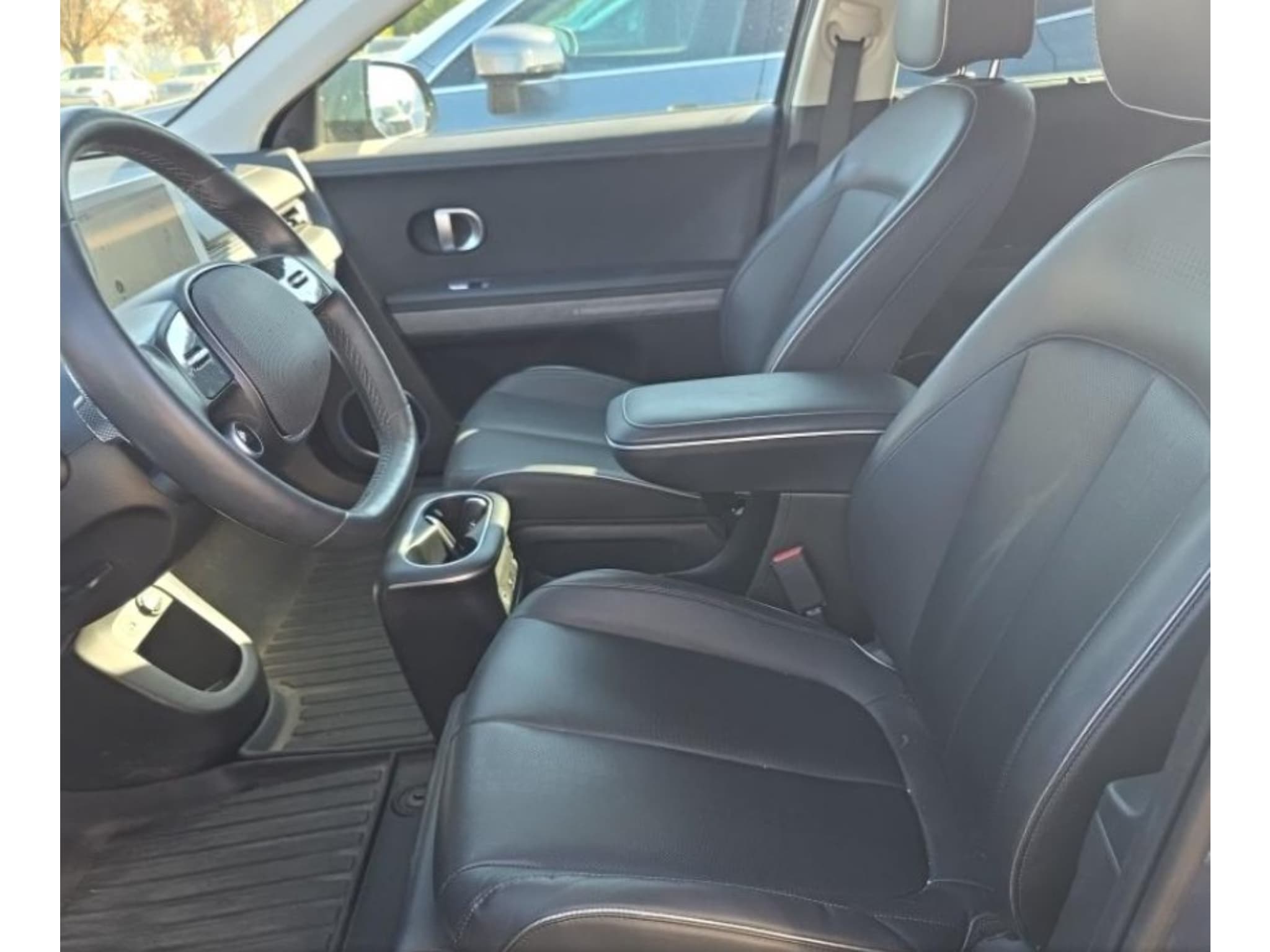 2023 Hyundai IONIQ 5 view 5