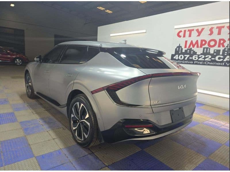 2024 Kia EV6 view 3