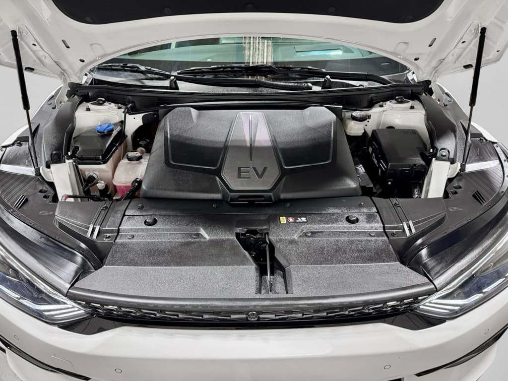 2024 Kia EV6 view 26