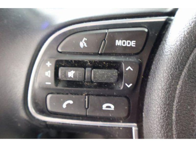 2020 Kia Niro PHEV view 23