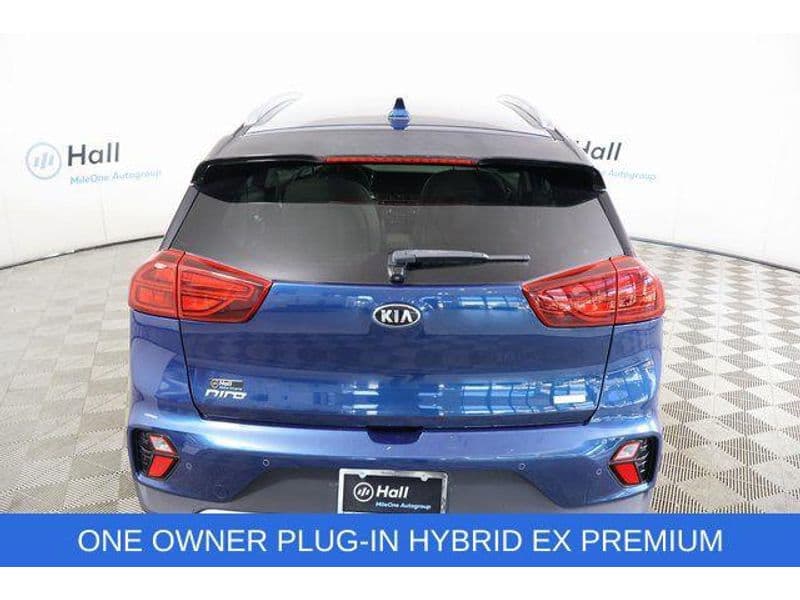 2020 Kia Niro PHEV view 5