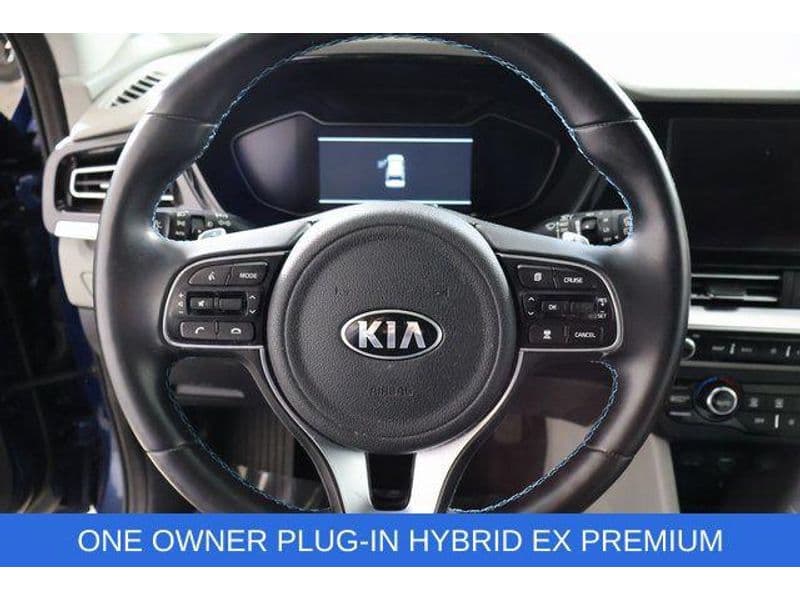 2020 Kia Niro PHEV view 22