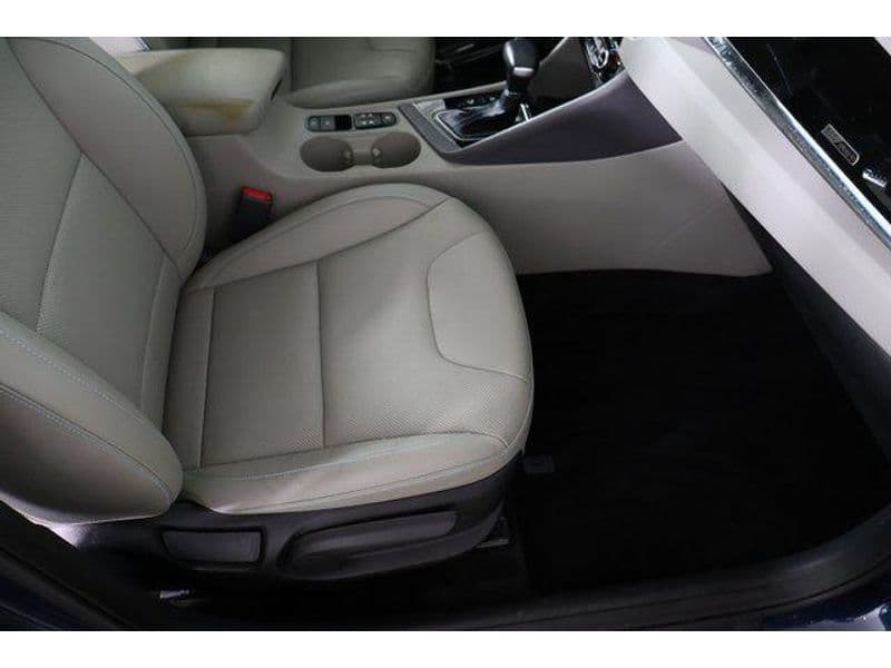 2020 Kia Niro PHEV view 7