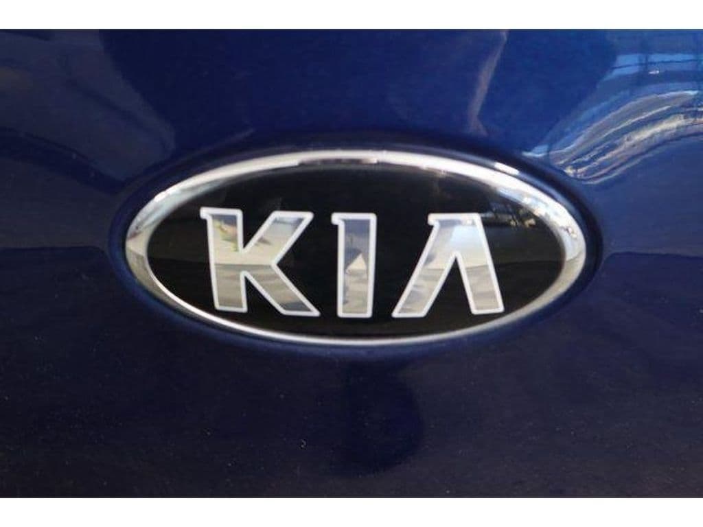 2020 Kia Niro PHEV view 12