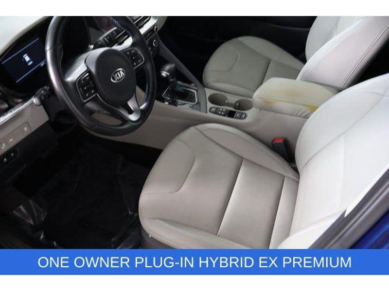 2020 Kia Niro PHEV view 19