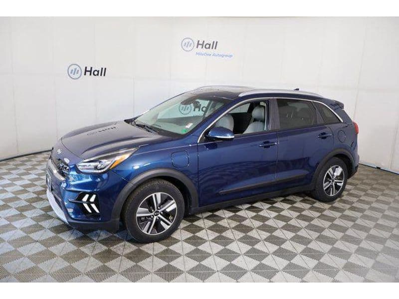 2020 Kia Niro PHEV view 1