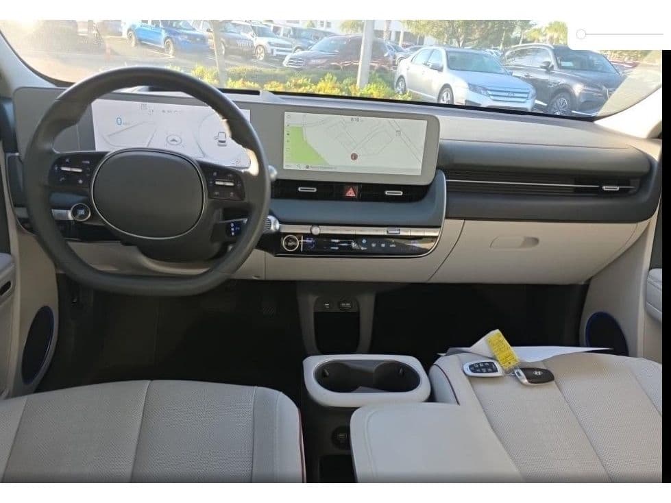 2023 Hyundai IONIQ 5 view 5