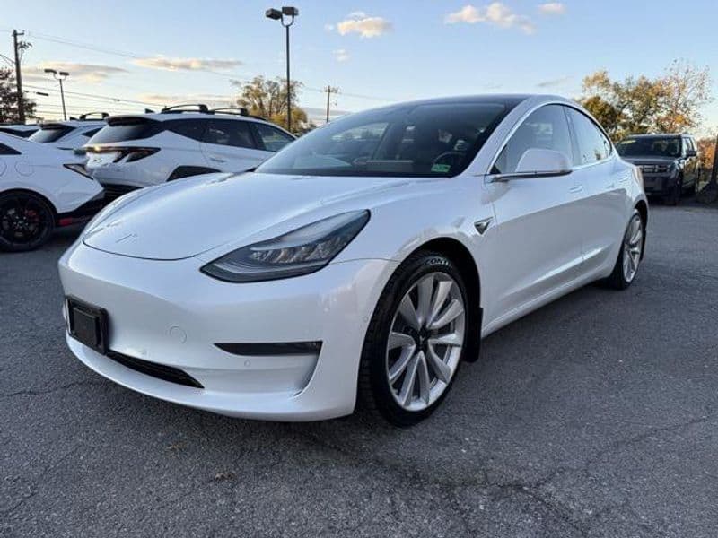 2018 Tesla Model 3 view 7