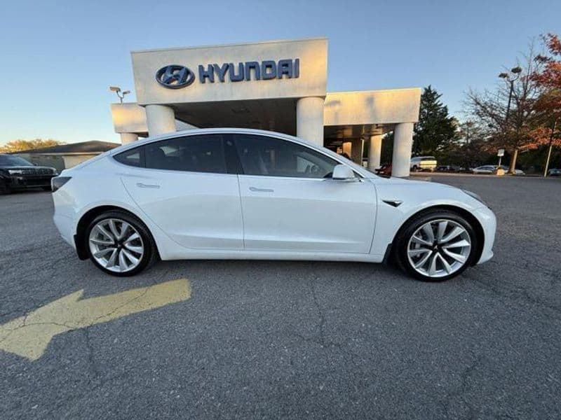2018 Tesla Model 3 view 2