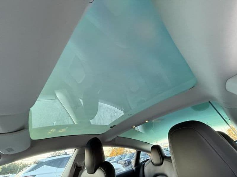 2018 Tesla Model 3 view 13