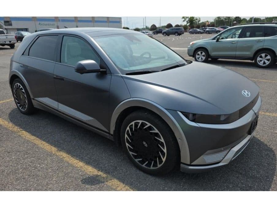 2023 Hyundai IONIQ 5 view 2