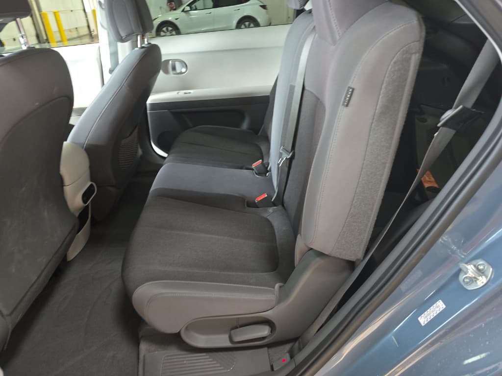 2024 Hyundai IONIQ 5 view 6
