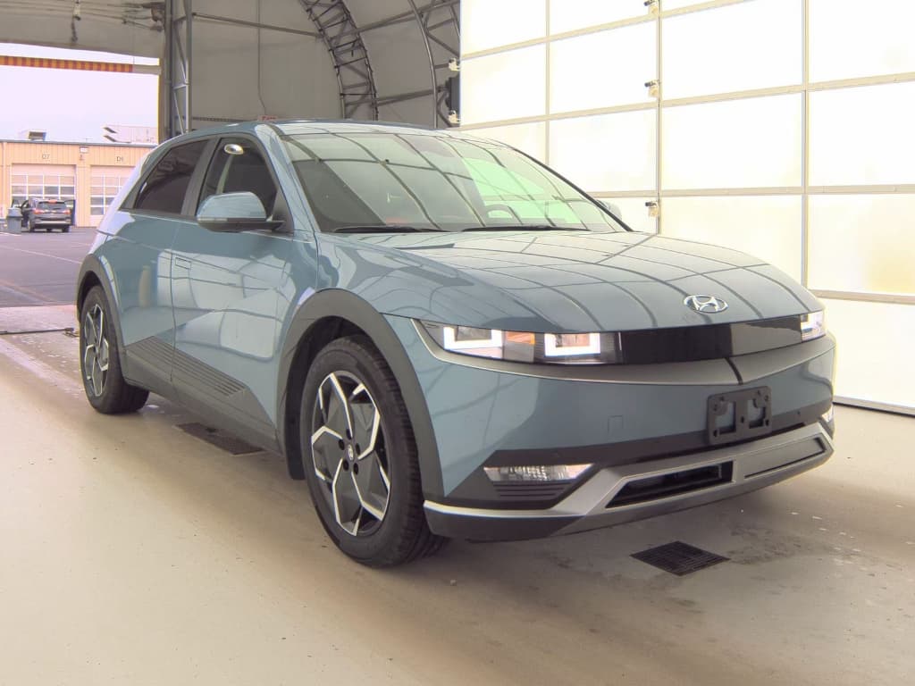 2024 Hyundai IONIQ 5 view 2