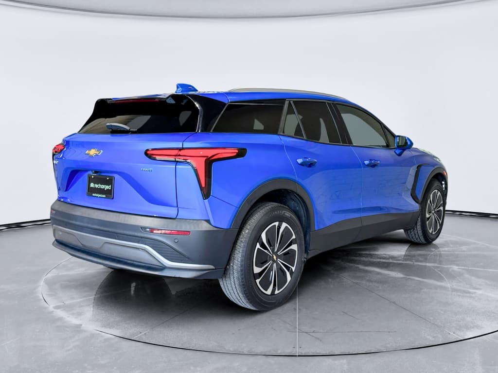 2024 Chevrolet Blazer EV view 3