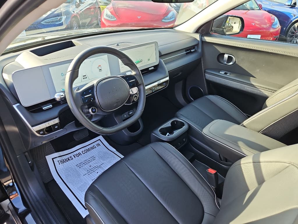 2023 Hyundai IONIQ 5 view 17