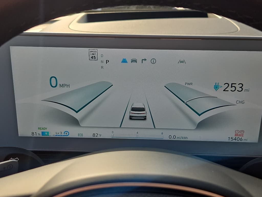 2023 Hyundai IONIQ 5 view 9