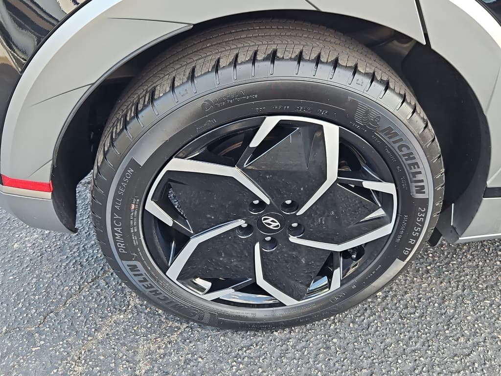 2023 Hyundai IONIQ 5 view 30