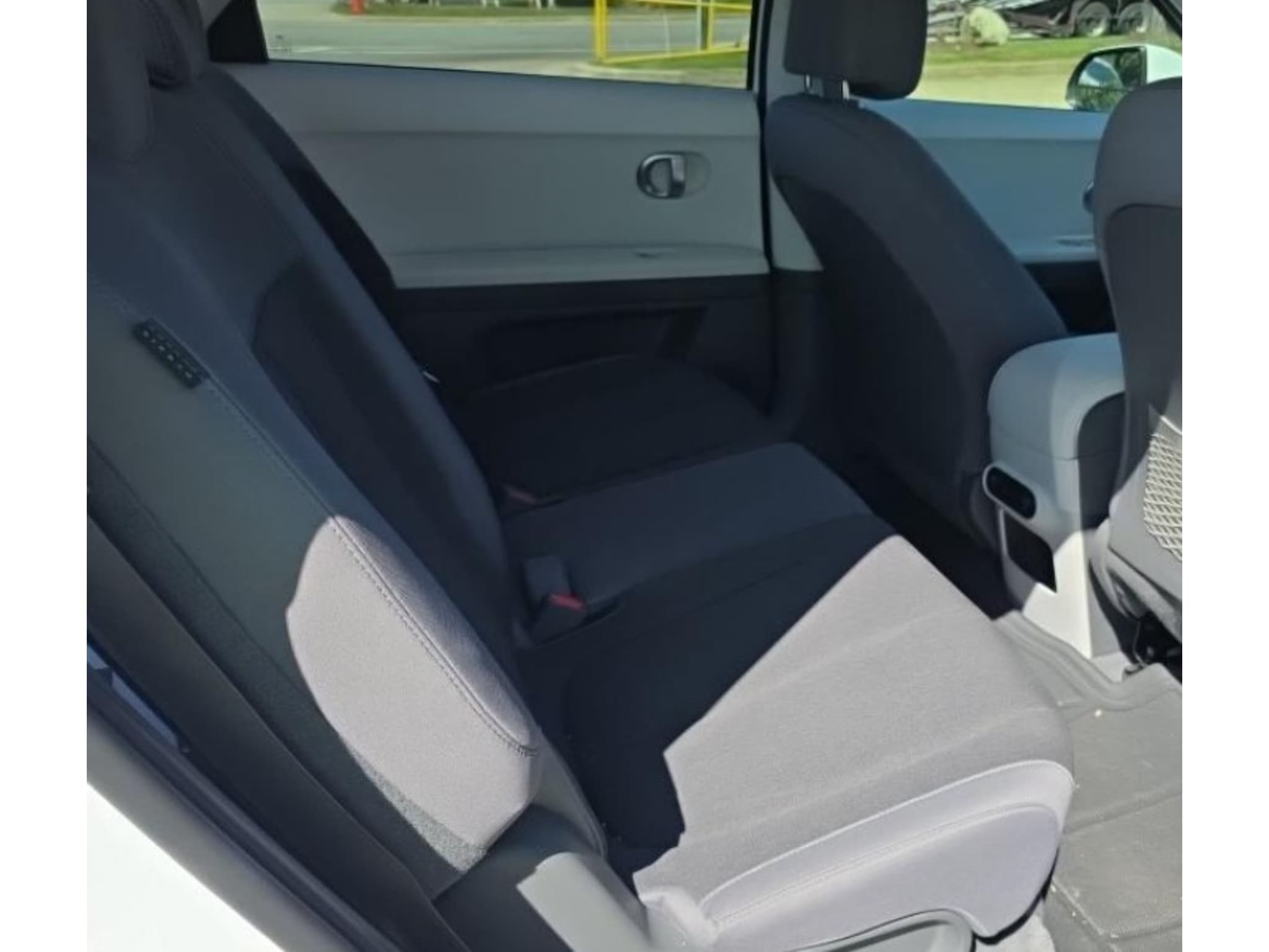 2024 Hyundai IONIQ 5 view 6