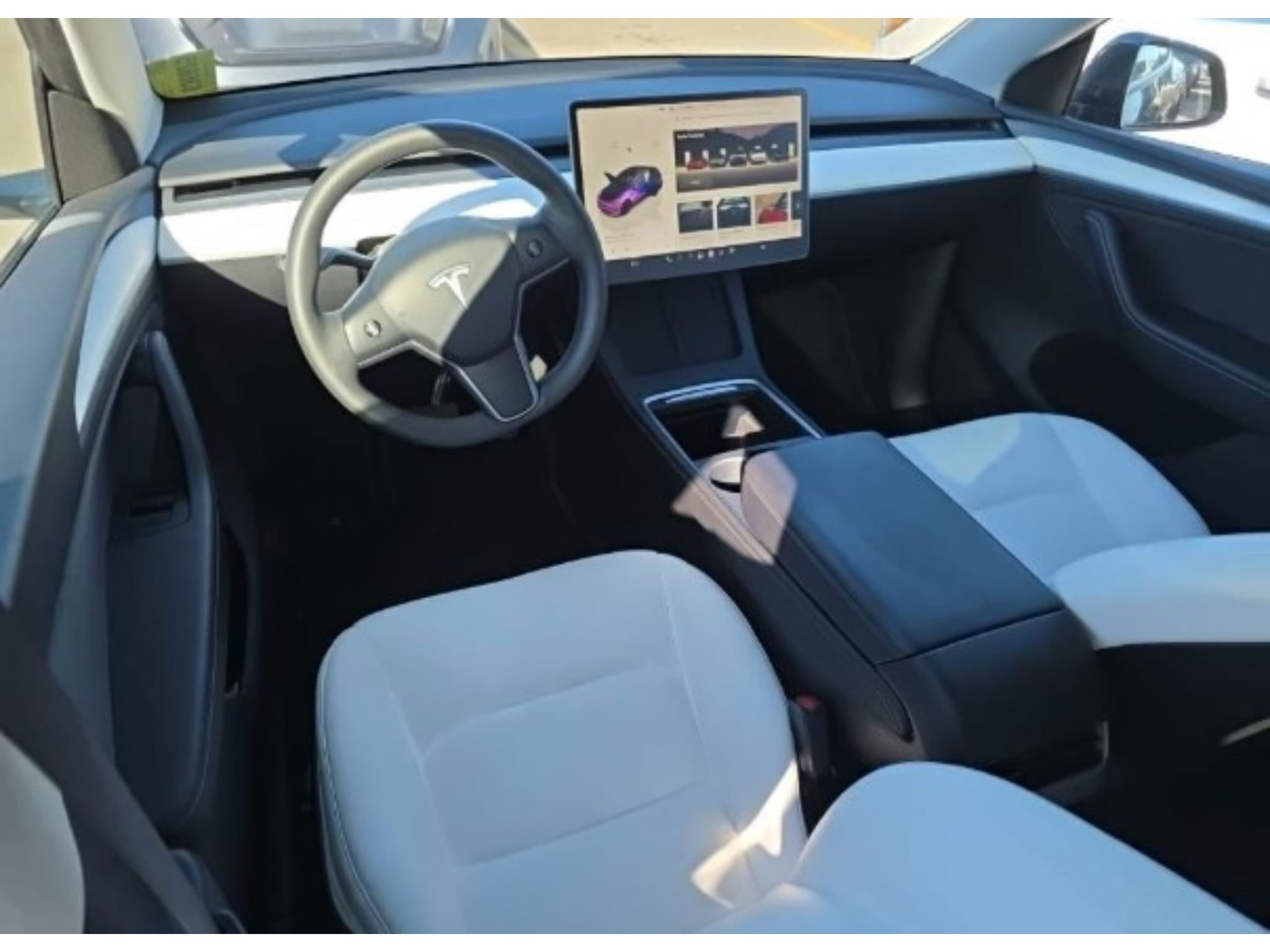 2024 Tesla Model Y view 5
