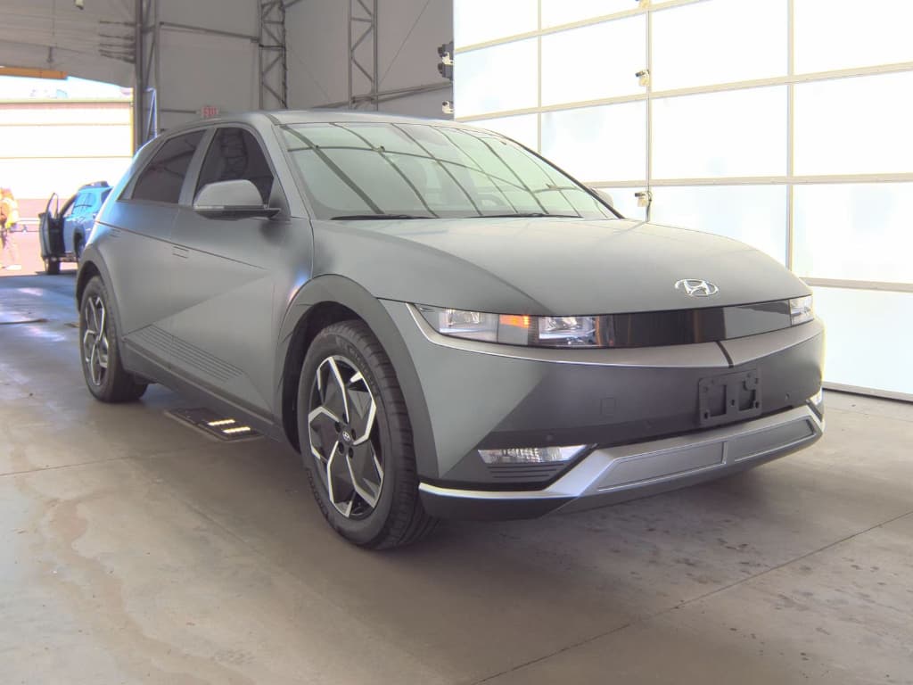 2024 Hyundai IONIQ 5 view 2