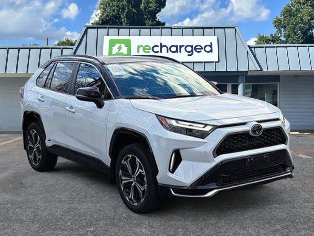 2025 Toyota RAV4 Prime view 4