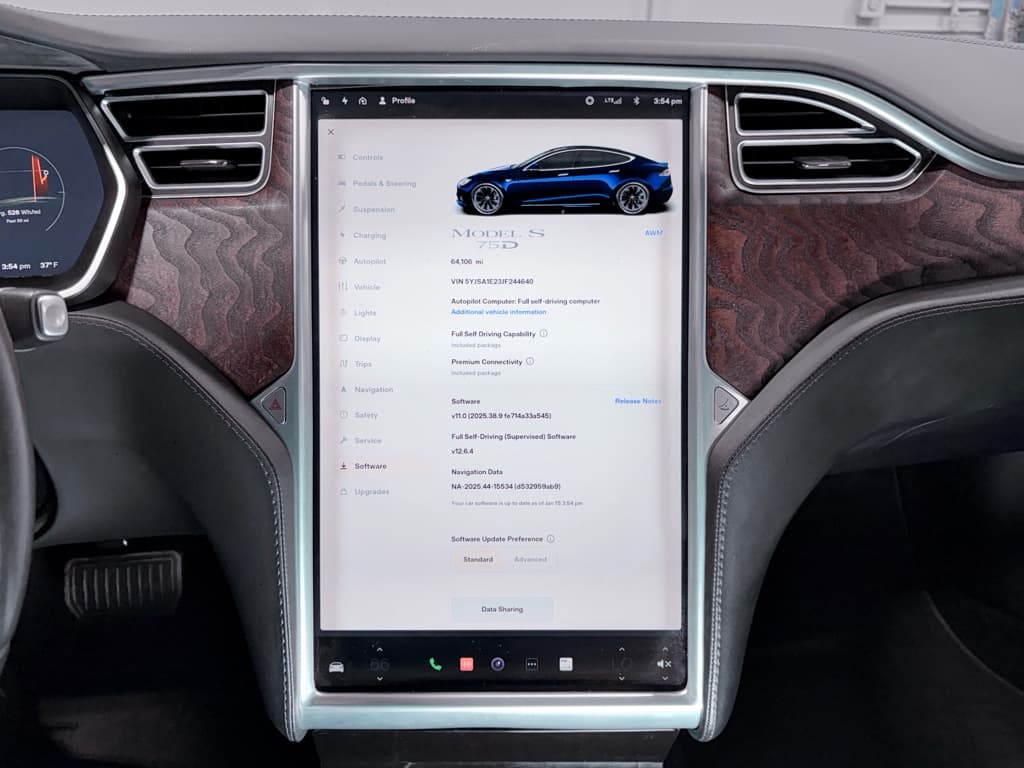 2018 Tesla Model S view 12