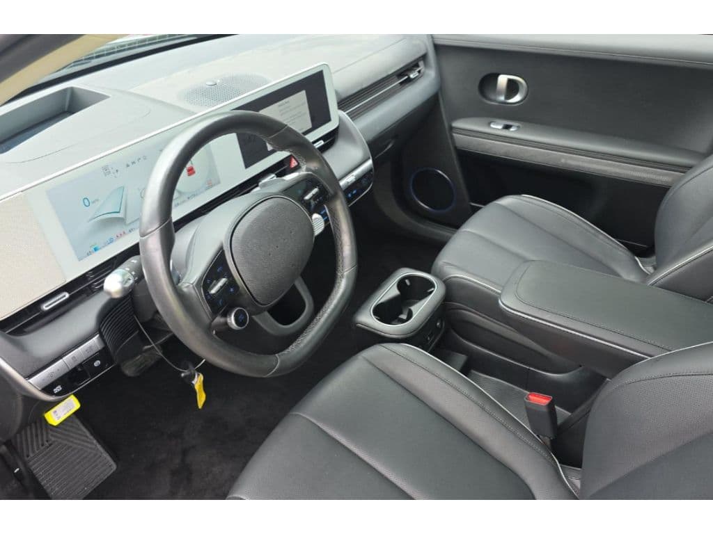 2024 Hyundai IONIQ 5 view 5