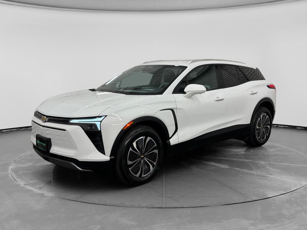 2024 Chevrolet Blazer EV view 6