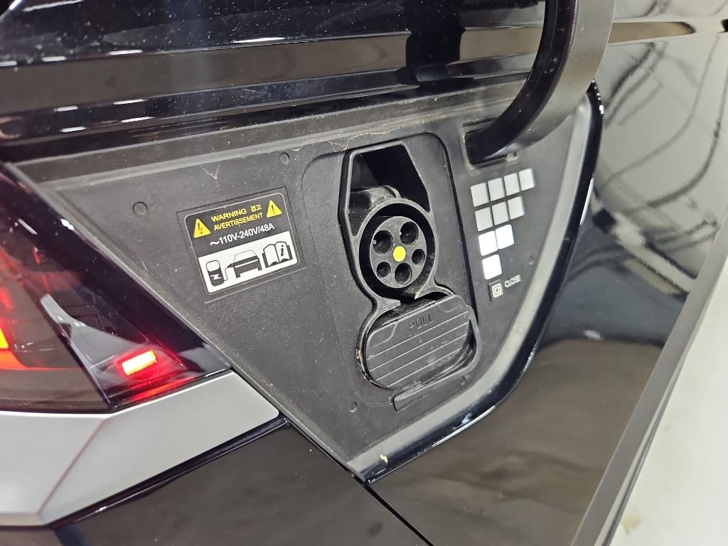 2024 Hyundai IONIQ 5 view 5