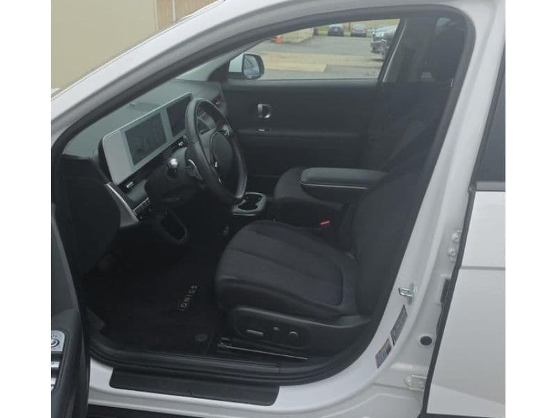 2024 Hyundai IONIQ 5 view 5