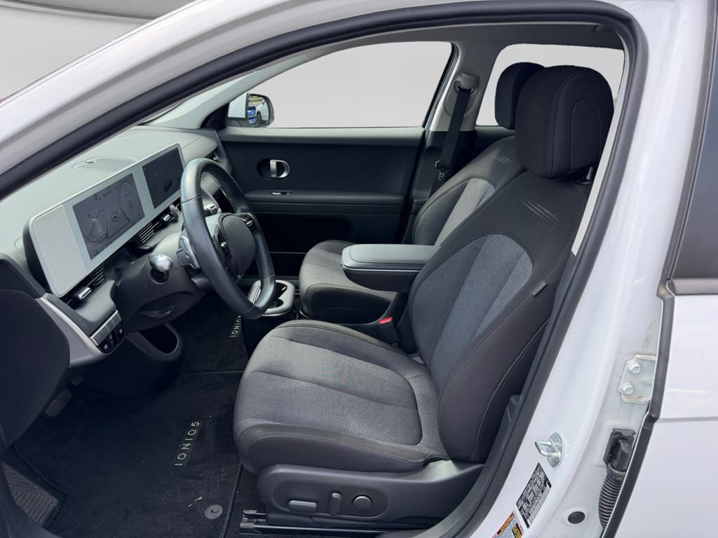 2024 Hyundai IONIQ 5 view 6