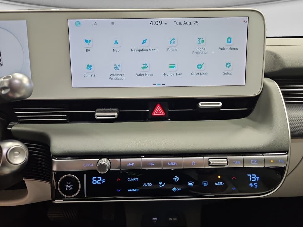 2024 Hyundai IONIQ 5 view 6
