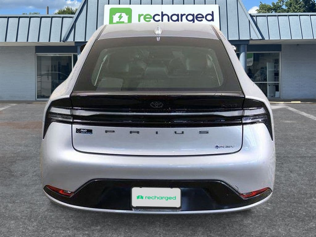 2025 Toyota Prius Prime view 3