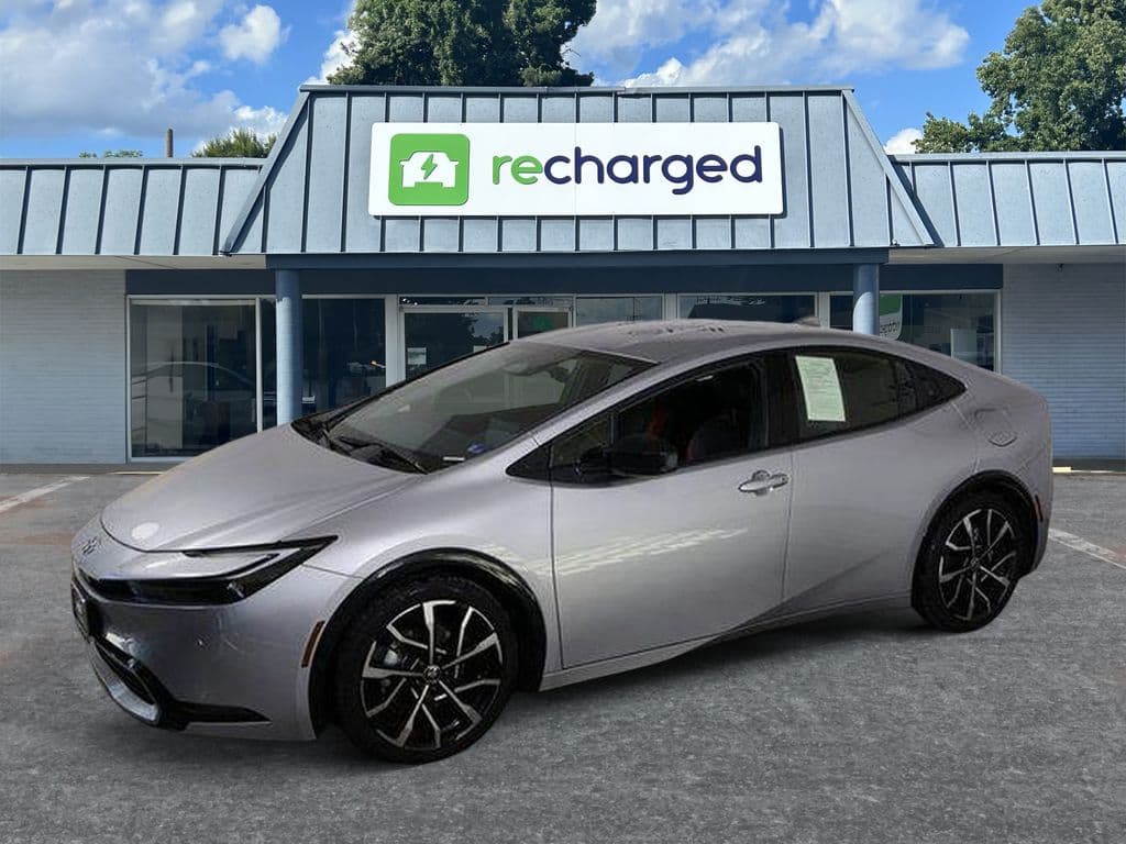 2025 Toyota Prius Prime view 1