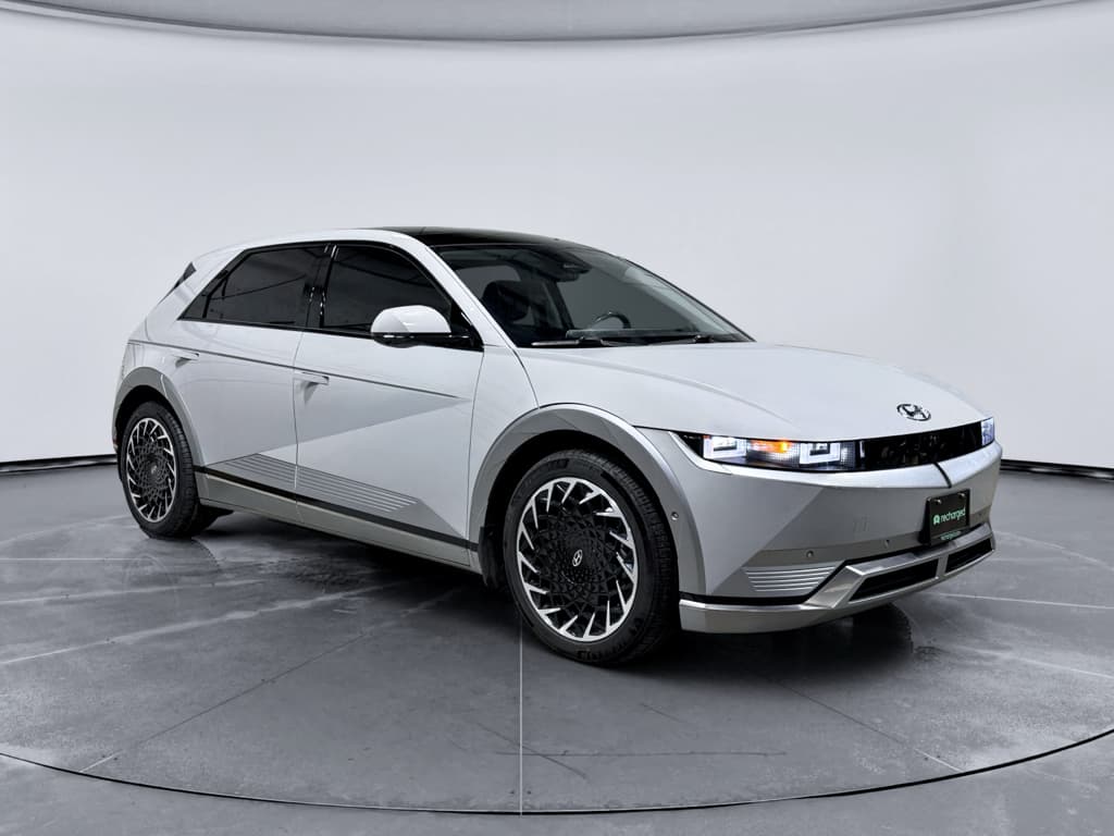 2024 Hyundai IONIQ 5 view 4
