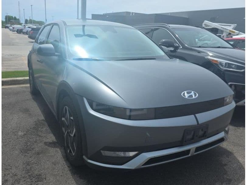2024 Hyundai IONIQ 5 view 2