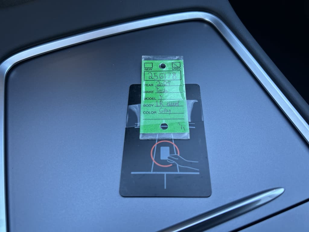 2024 Tesla Model Y view 17