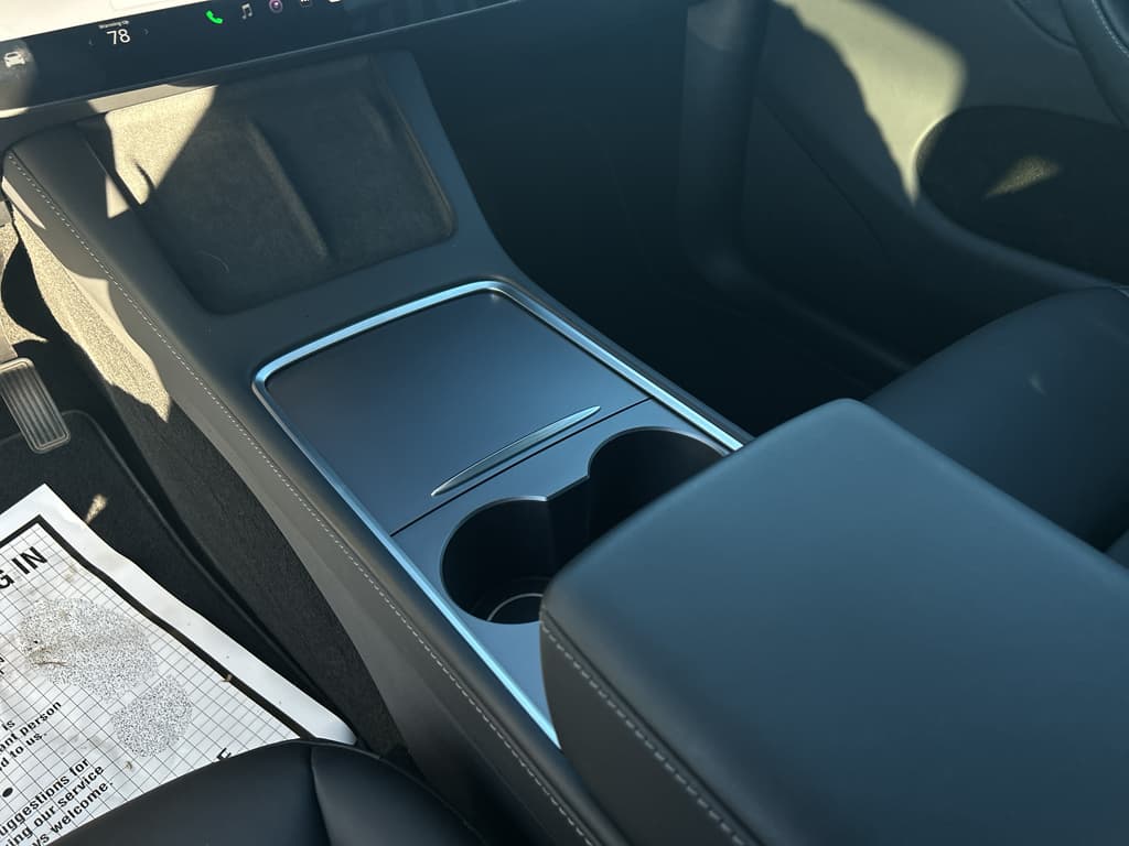 2024 Tesla Model Y view 15