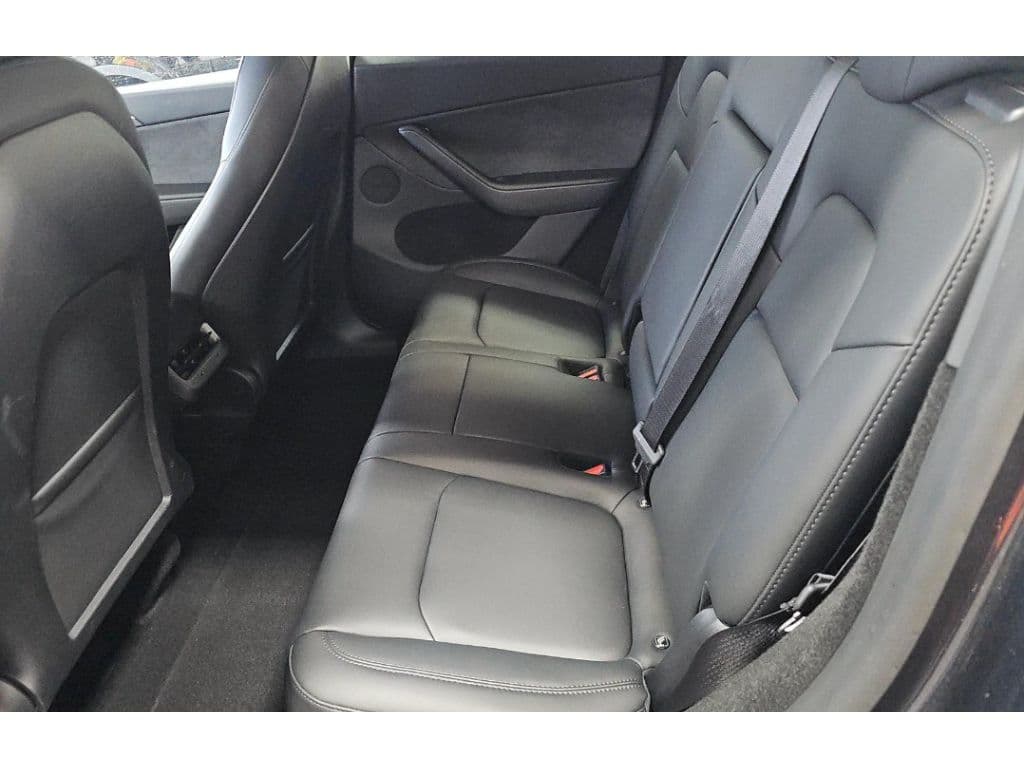 2024 Tesla Model Y view 6