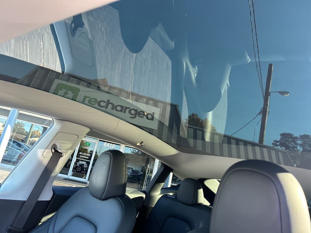 2024 Tesla Model Y view 18