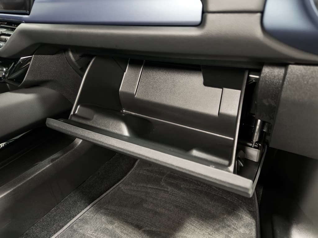 2025 Chevrolet Equinox EV view 20